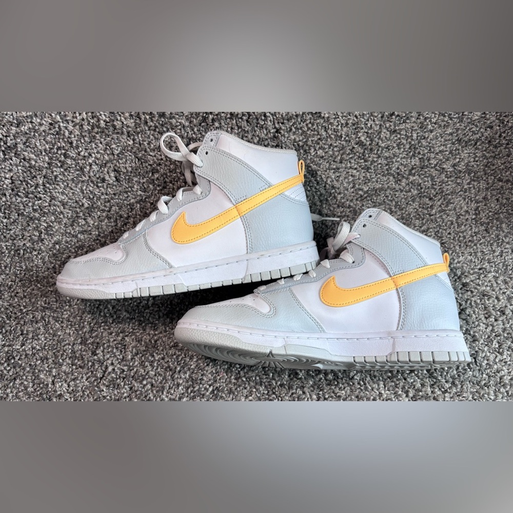 Nike High Dunk Pure Platinum Melon Tint Women’s 9 Sneakers Classic FQ2755-001